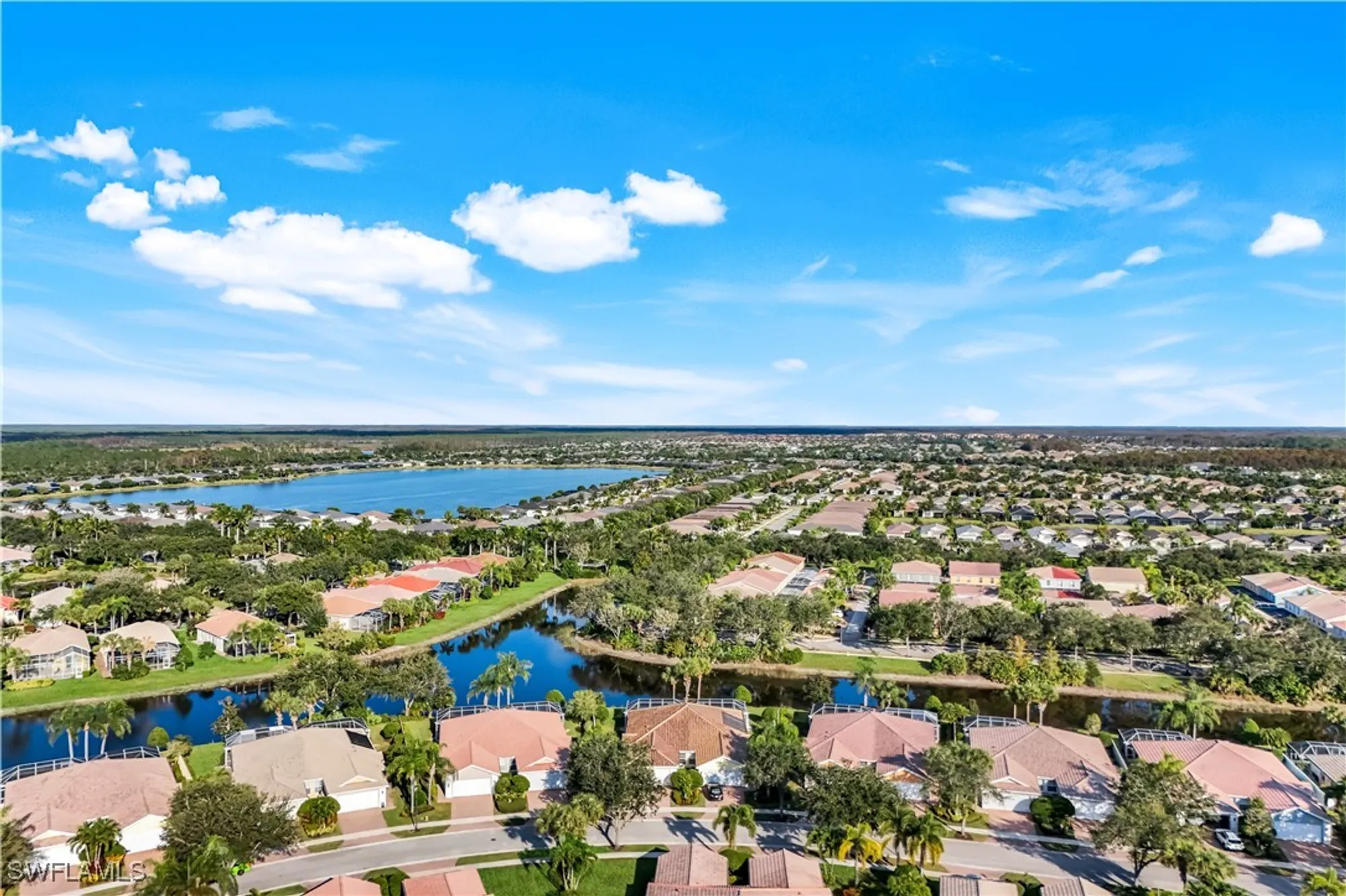 Property Slideshow image 29 of 44 | 28245 islet trl, Bonita Springs, FL, 34135