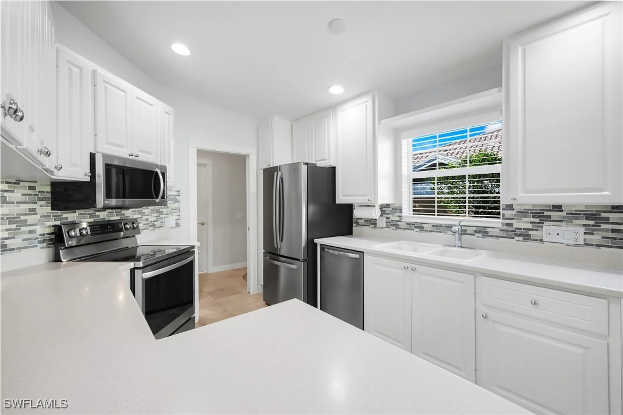 Property Slideshow image 6 of 44 | 28245 islet trl, Bonita Springs, FL, 34135