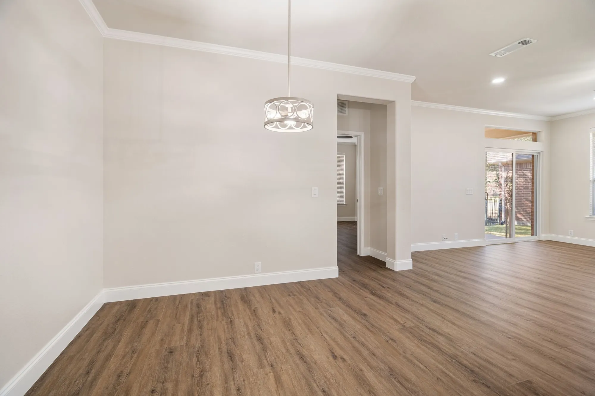 Property Slideshow image 16 of 21 | 1023 nicklaus ct, Frisco, TX, 75036