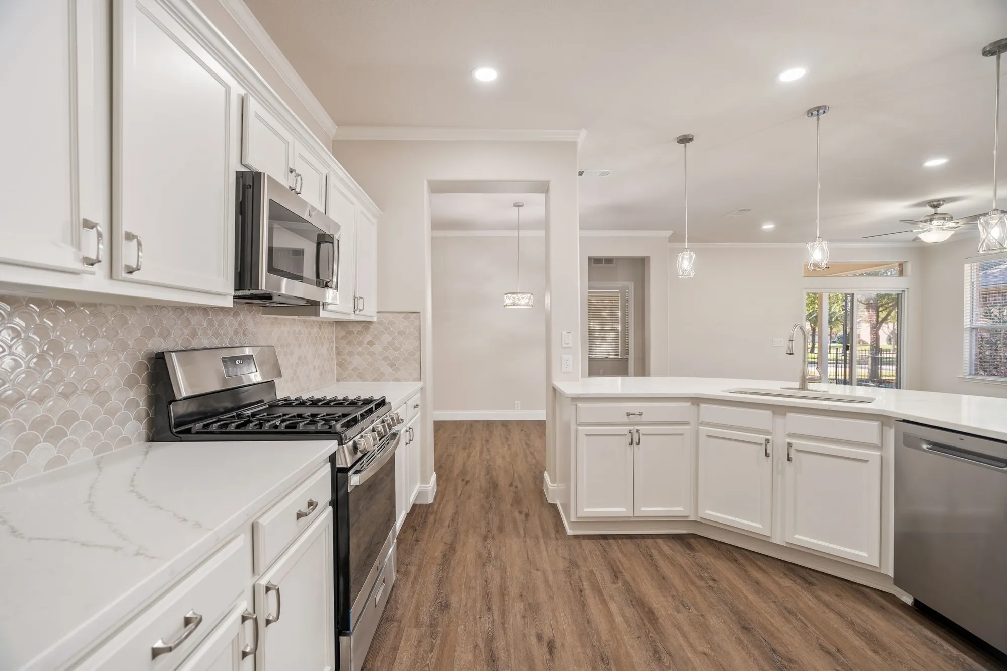 Property Slideshow image 11 of 21 | 1023 nicklaus ct, Frisco, TX, 75036