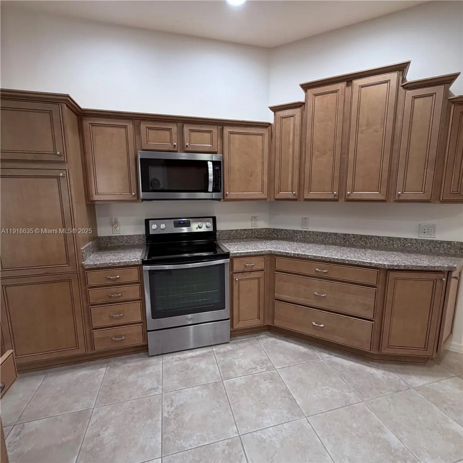 Property Slideshow image 13 of 41 | 1134 fieldbrook way, The Villages, FL, 32163