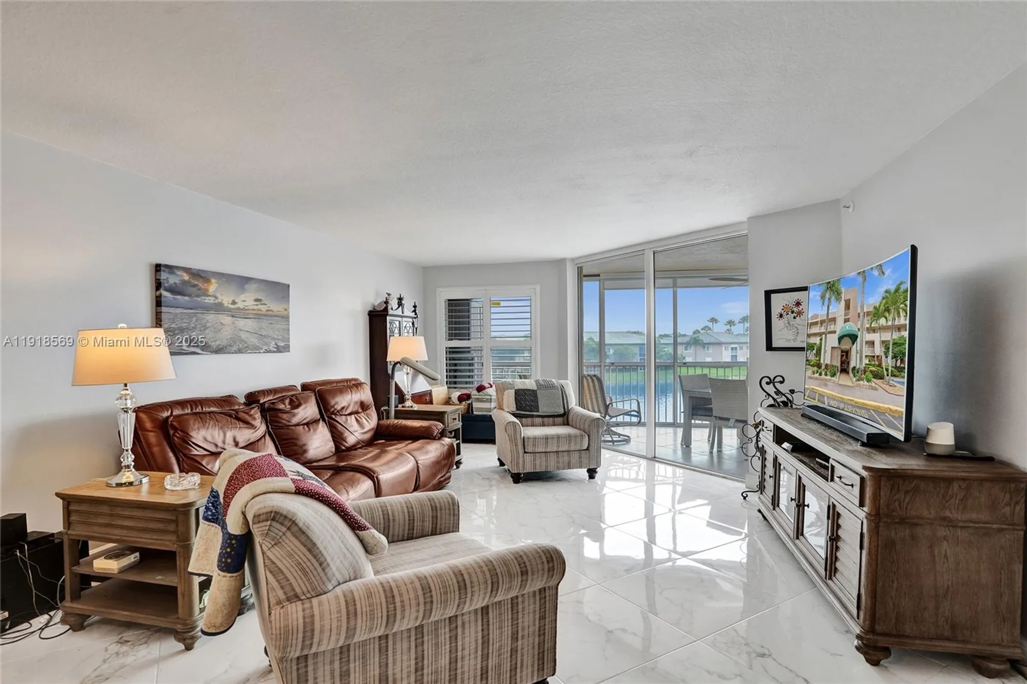 Property Slideshow image 19 of 41 | 7760 granville dr # 303, Tamarac, FL, 33321