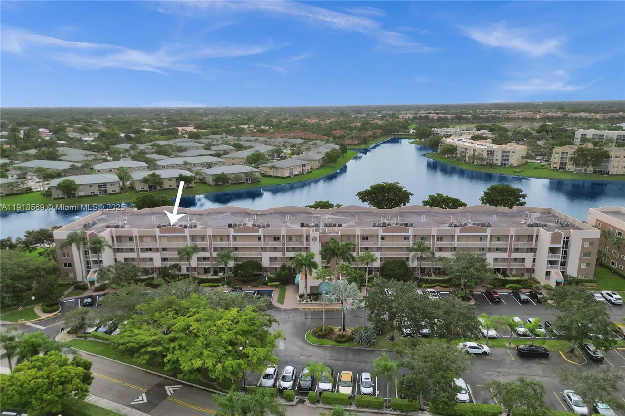 Property Slideshow image 36 of 41 | 7760 granville dr # 303, Tamarac, FL, 33321