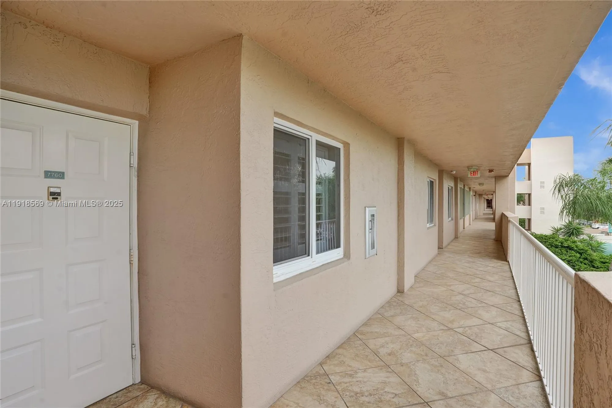 Property Slideshow image 6 of 41 | 7760 granville dr # 303, Tamarac, FL, 33321