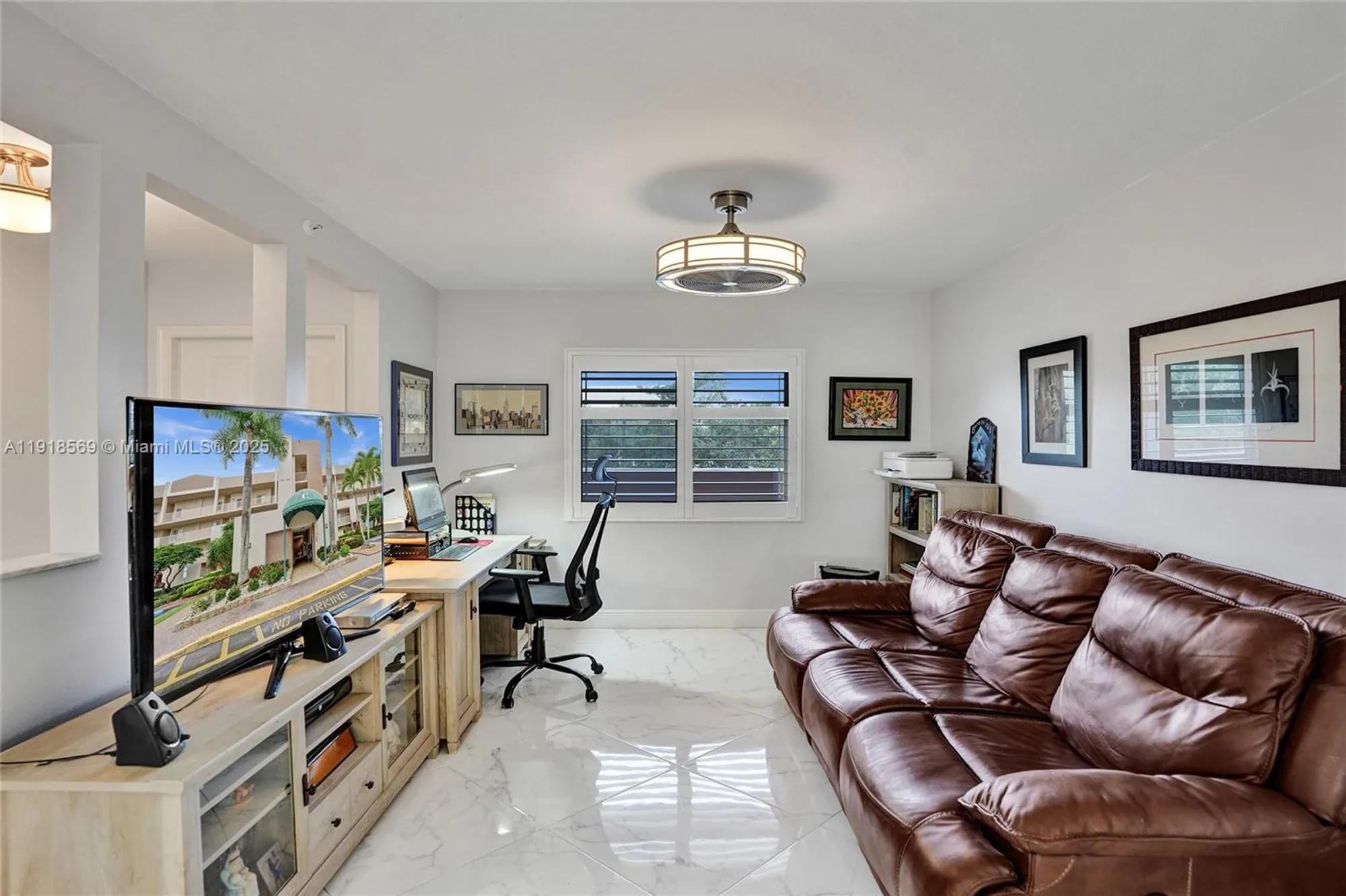 Property Slideshow image 9 of 41 | 7760 granville dr # 303, Tamarac, FL, 33321