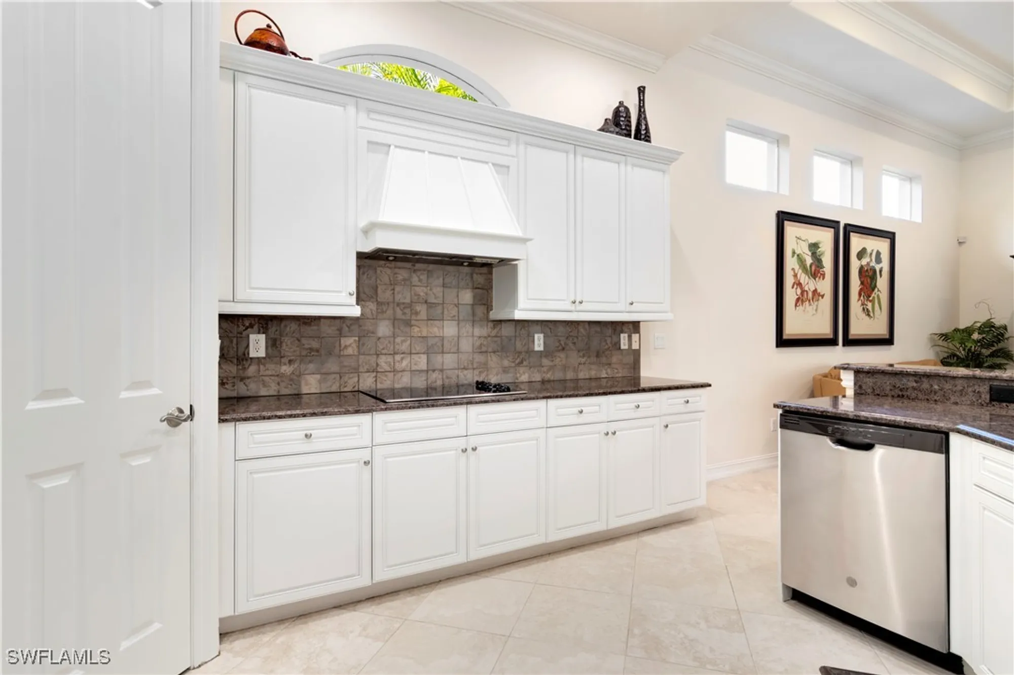 Property Slideshow image 12 of 45 | 8986 shenendoah cir, Naples, FL, 34113