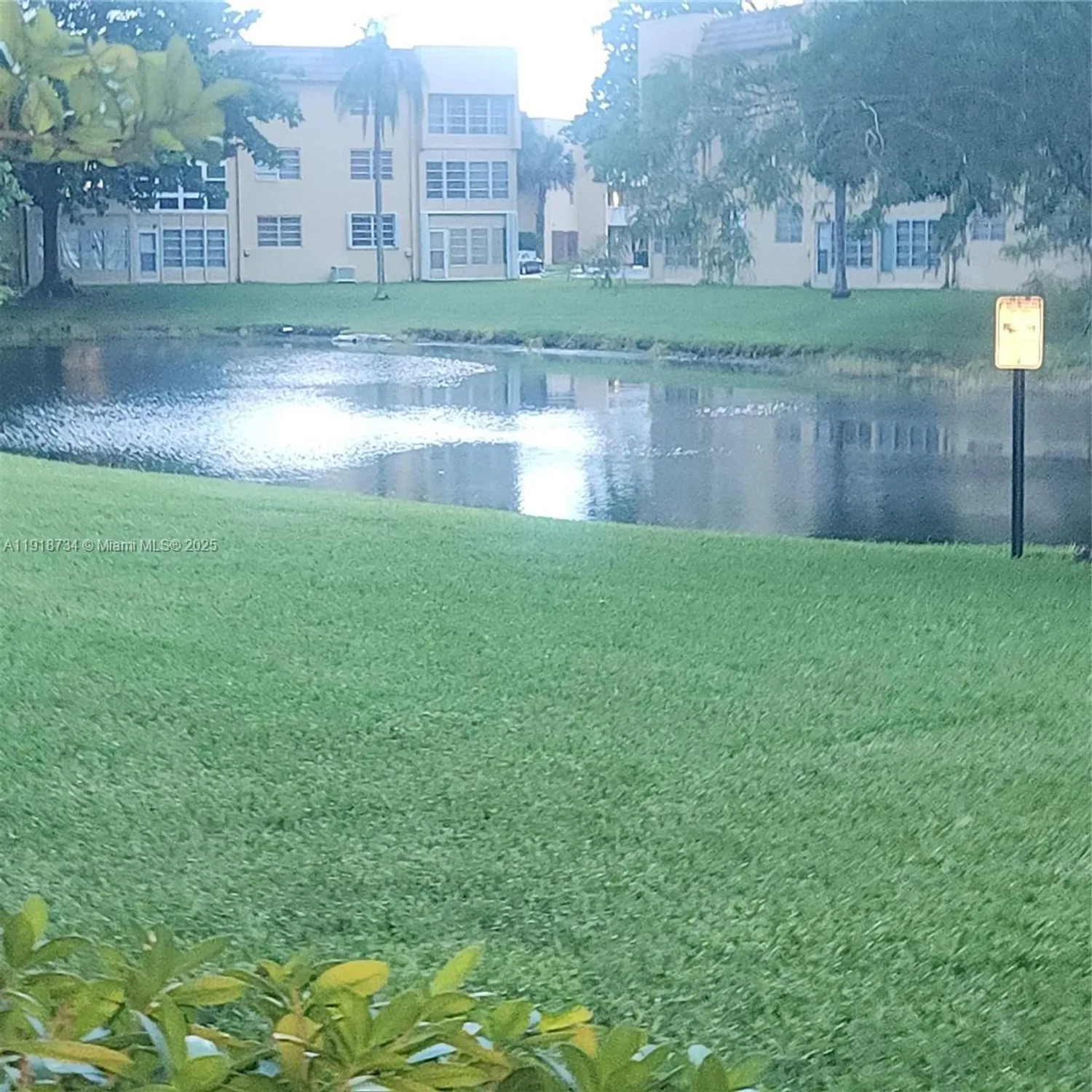 Property Slideshow image 14 of 21 | 5800 nw 64th ave apt 108, Tamarac, FL, 33319