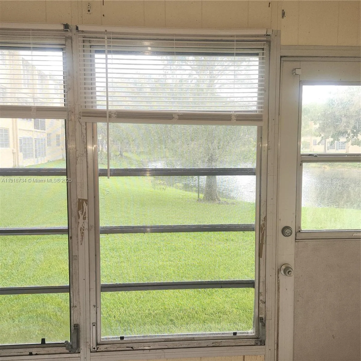 Property Slideshow image 16 of 21 | 5800 nw 64th ave apt 108, Tamarac, FL, 33319