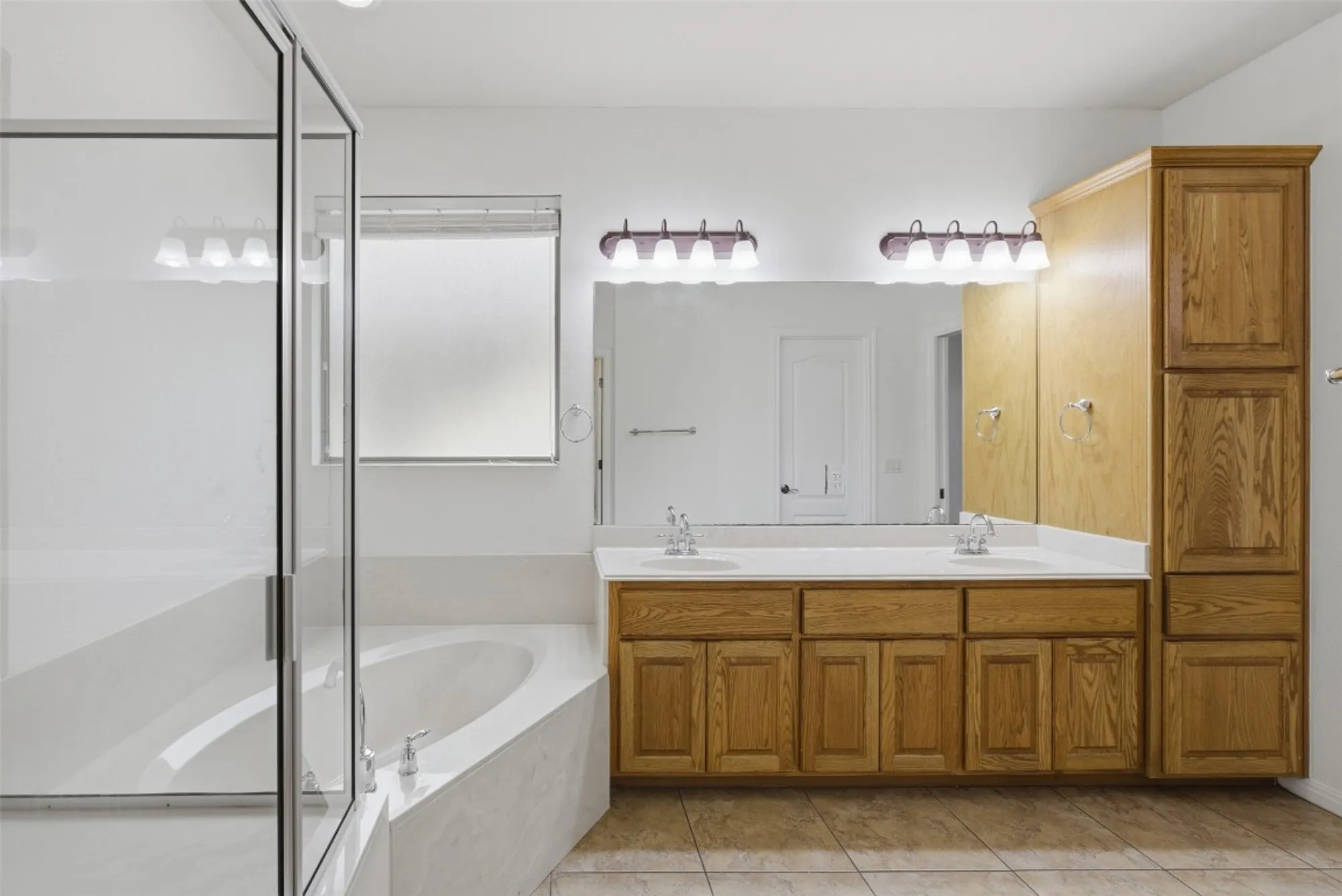 Property Slideshow image 18 of 25 | 4714 sonora trce, Georgetown, TX, 78633