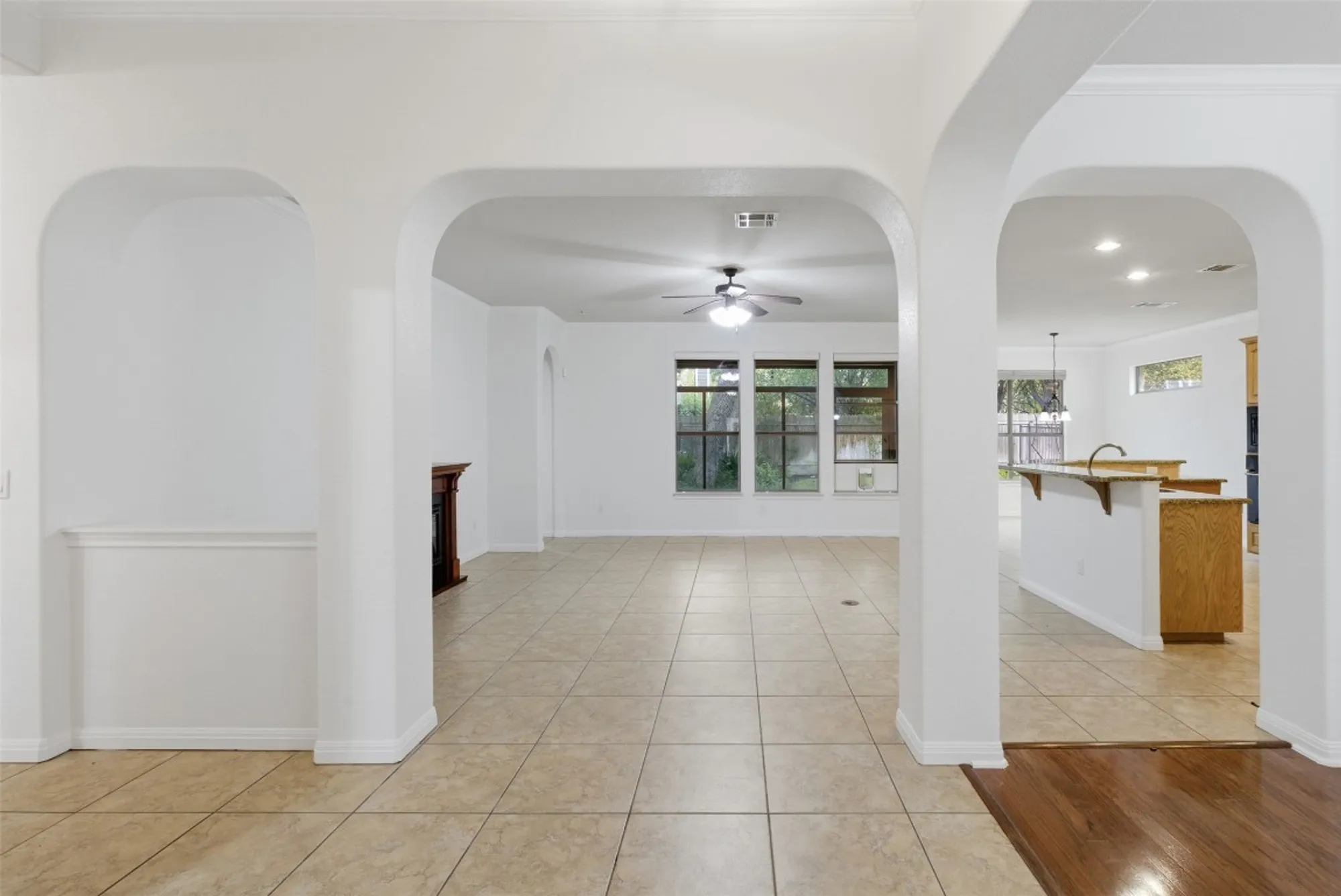 Property Slideshow image 8 of 25 | 4714 sonora trce, Georgetown, TX, 78633