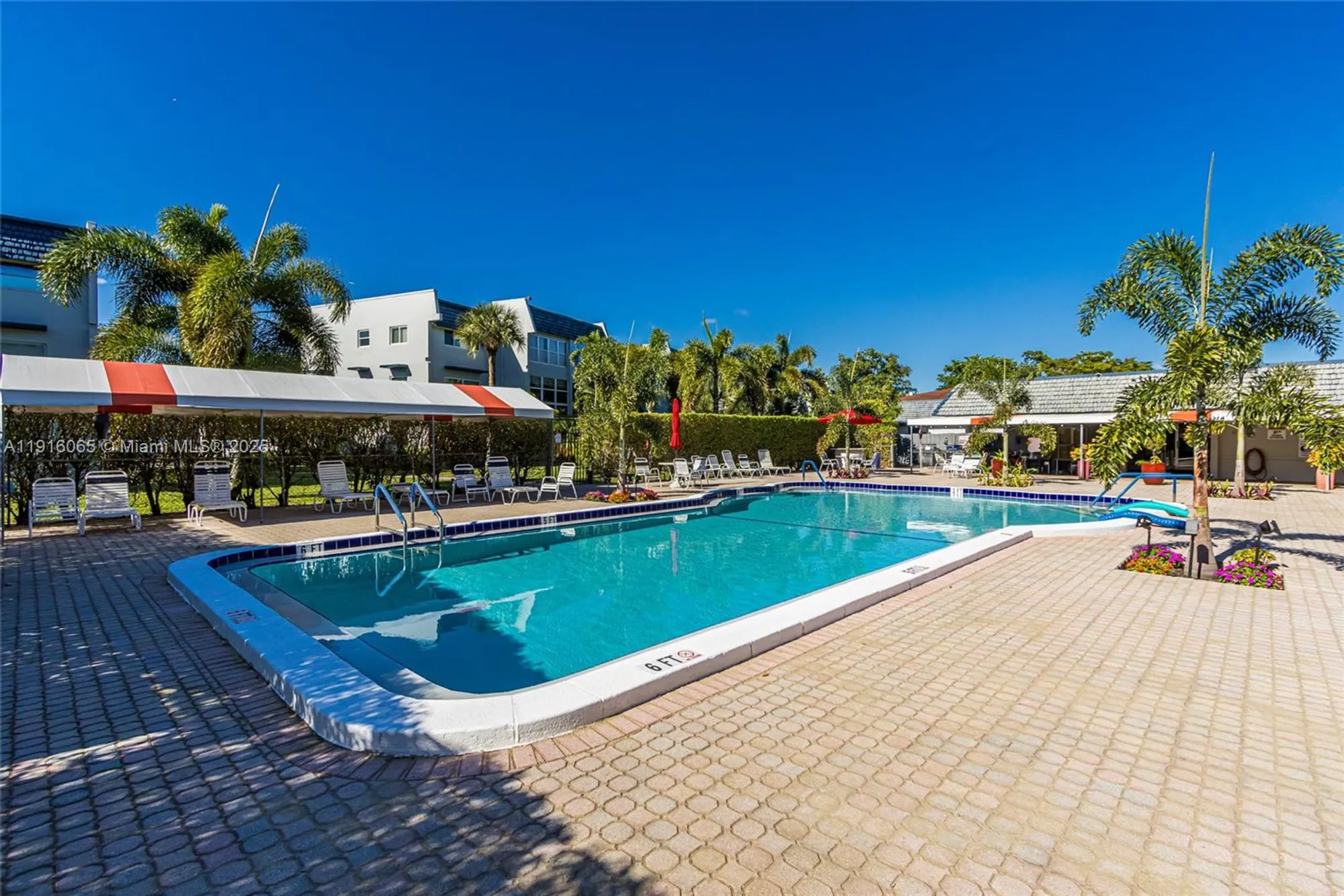 Property Slideshow image 14 of 18 | 7887 golf circle dr 106, Margate, FL, 33063