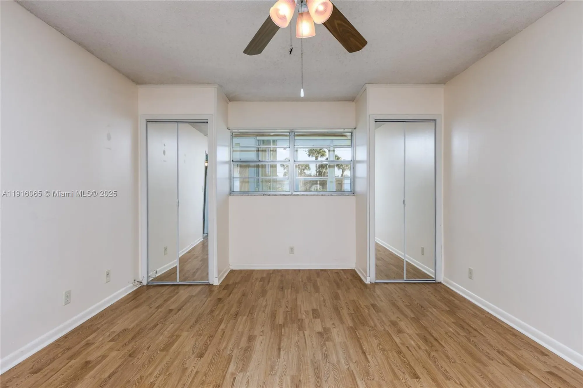 Property Slideshow image 9 of 18 | 7887 golf circle dr 106, Margate, FL, 33063