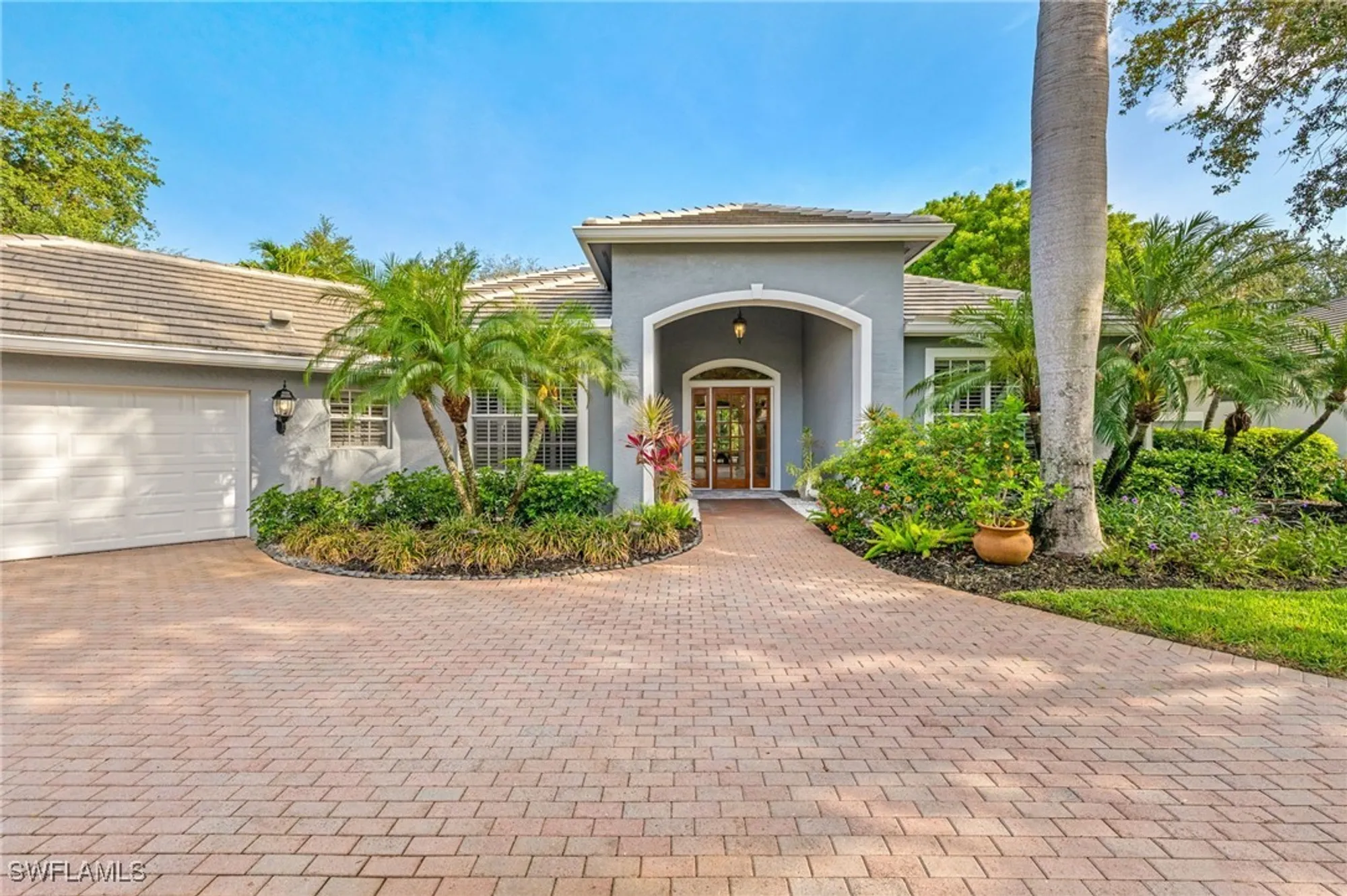 Property Slideshow image 4 of 33 | 3608 heron point ct, Bonita Springs, FL, 34134