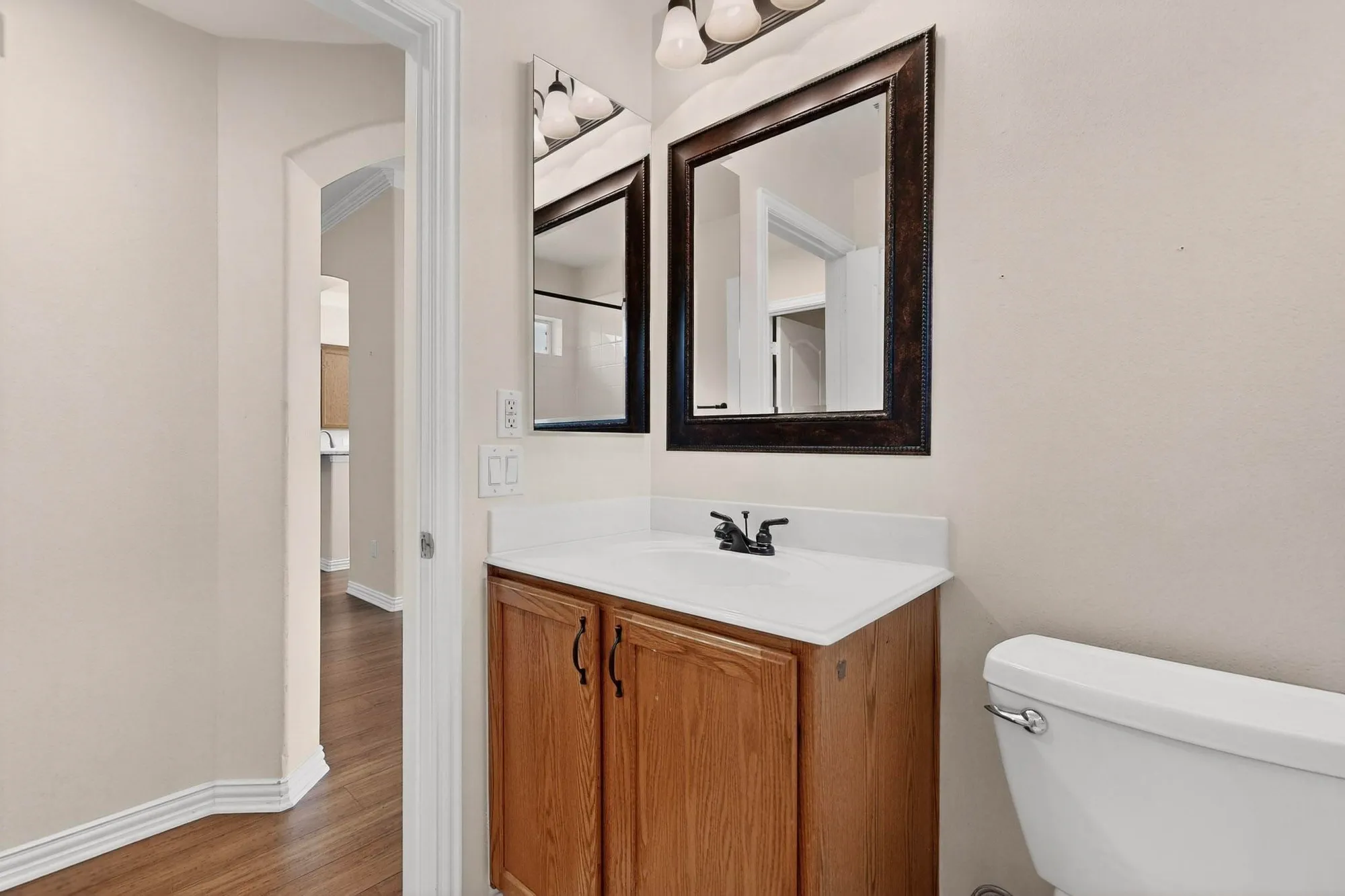 Property Slideshow image 37 of 40 | 9516 grandview dr, Denton, TX, 76207