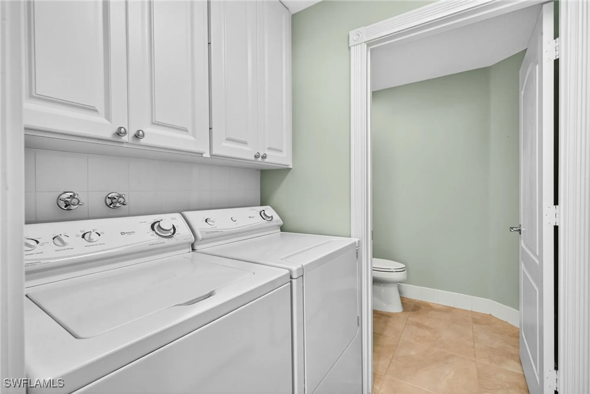 Property Slideshow image 20 of 41 | 6096 towncenter cir, Naples, FL, 34119