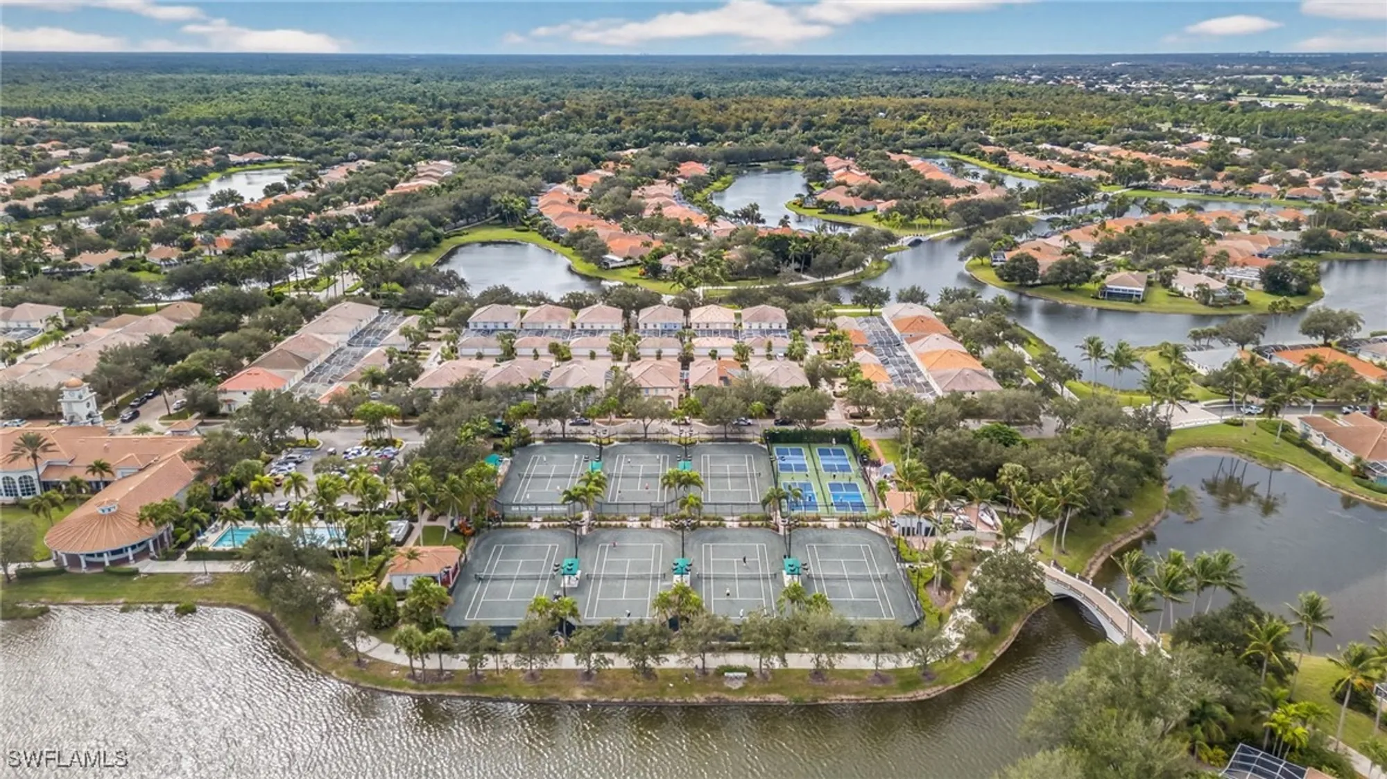 Property Slideshow image 30 of 41 | 6096 towncenter cir, Naples, FL, 34119