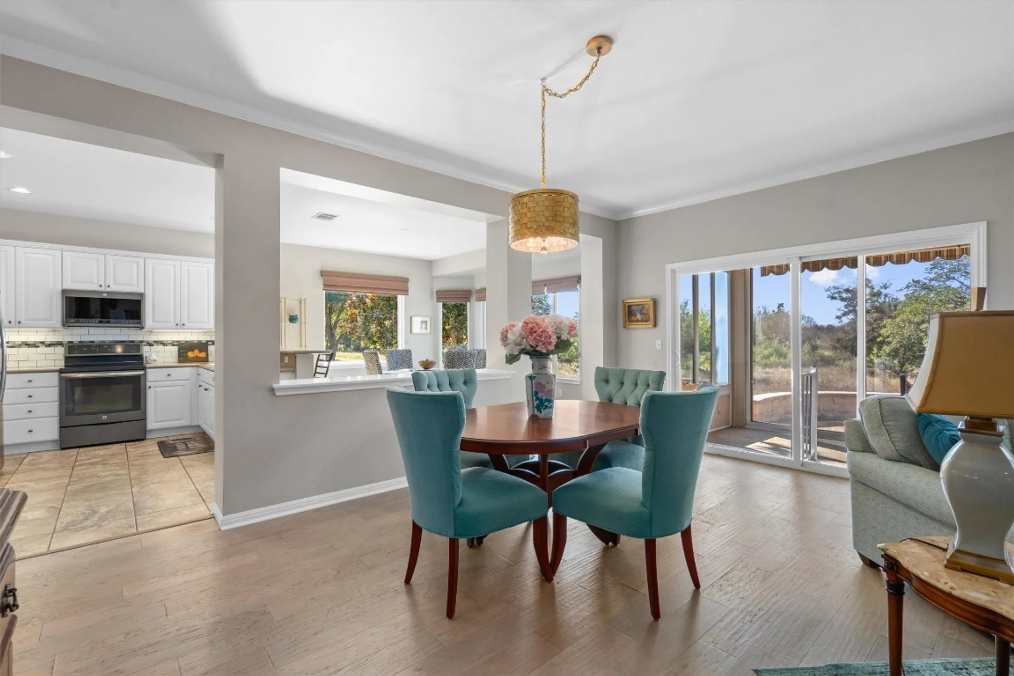 Property Slideshow image 16 of 40 | 400 dawson trl, Georgetown, TX, 78633