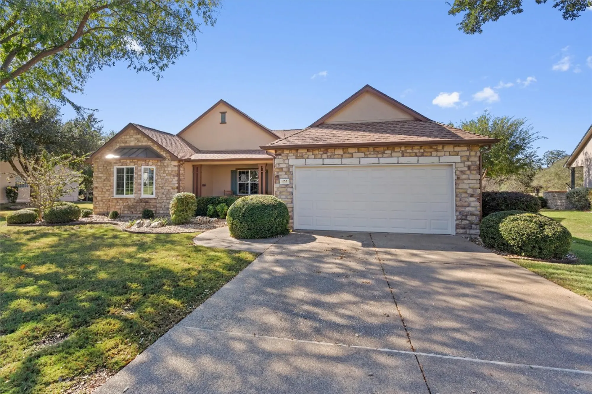 Property Slideshow image 9 of 40 | 400 dawson trl, Georgetown, TX, 78633