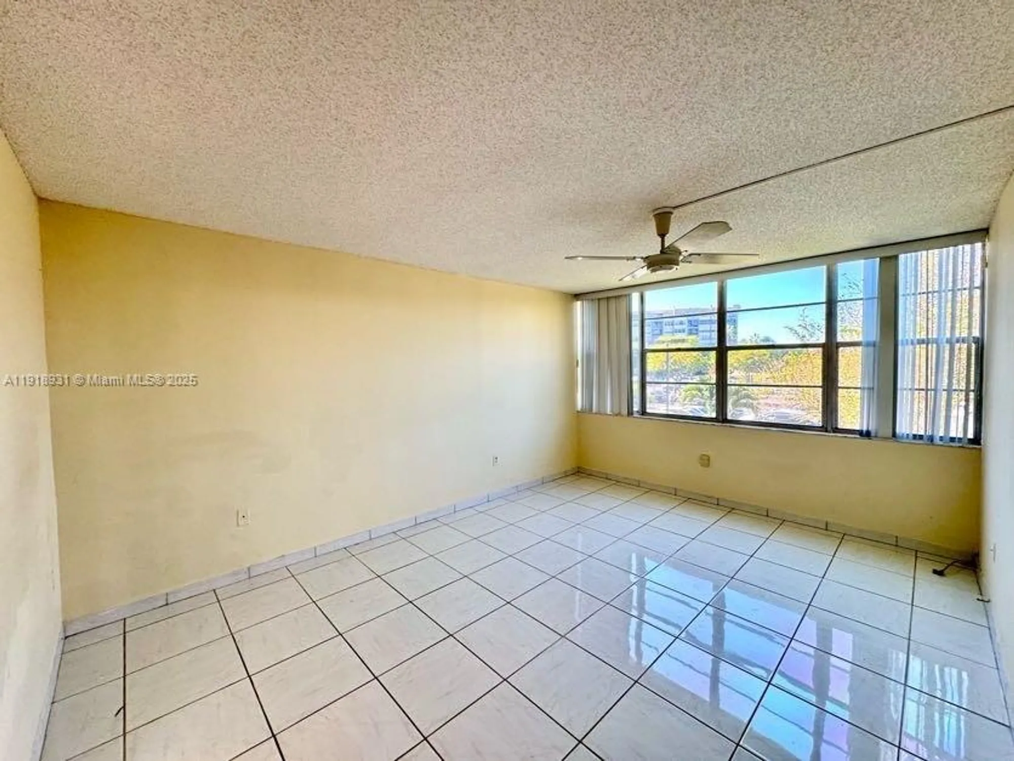 Property Slideshow image 15 of 33 | 1200 saint charles pl 218, Pembroke Pines, FL, 33026