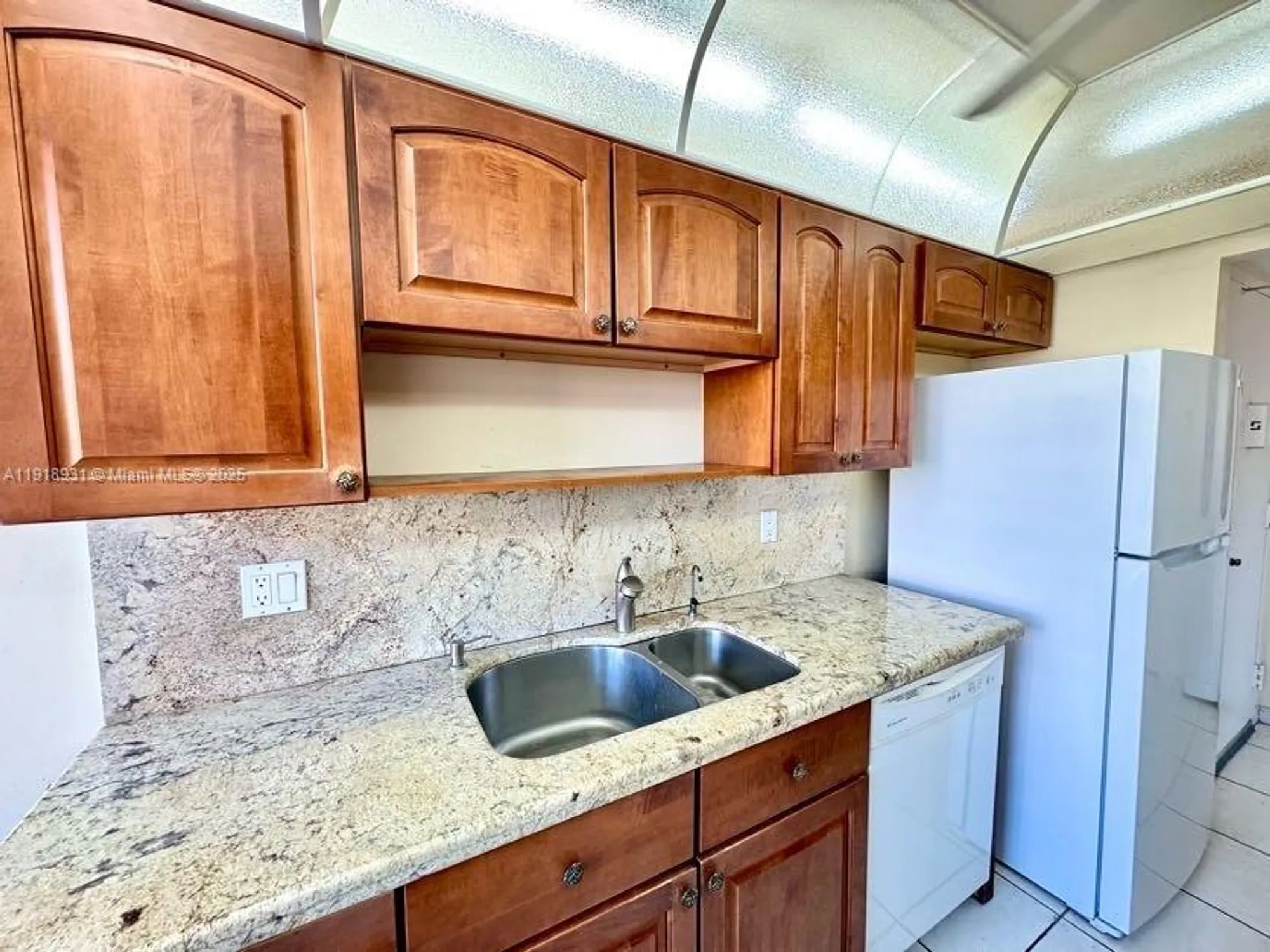 Property Slideshow image 13 of 33 | 1200 saint charles pl 218, Pembroke Pines, FL, 33026
