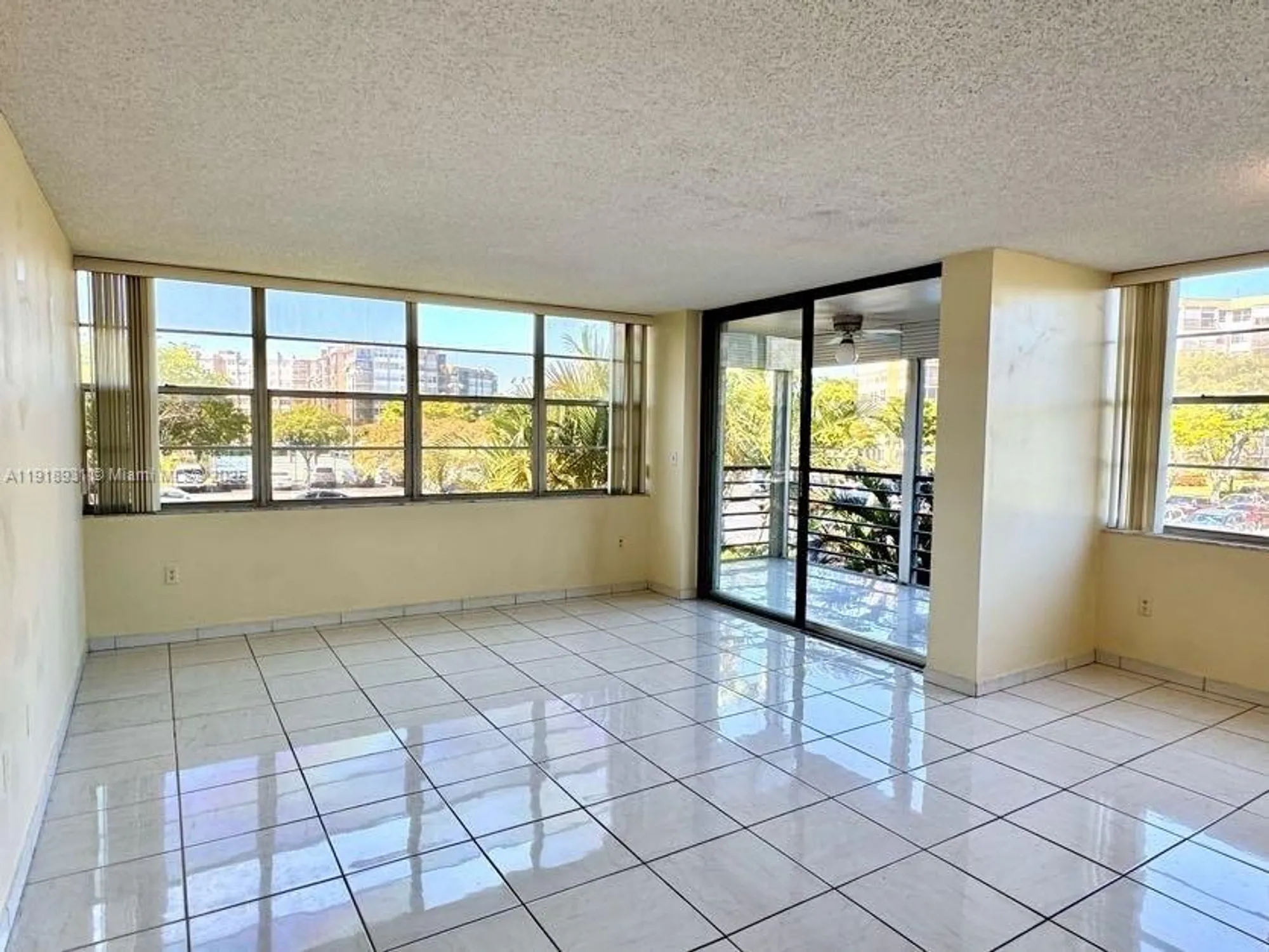 Property Slideshow image 6 of 33 | 1200 saint charles pl 218, Pembroke Pines, FL, 33026