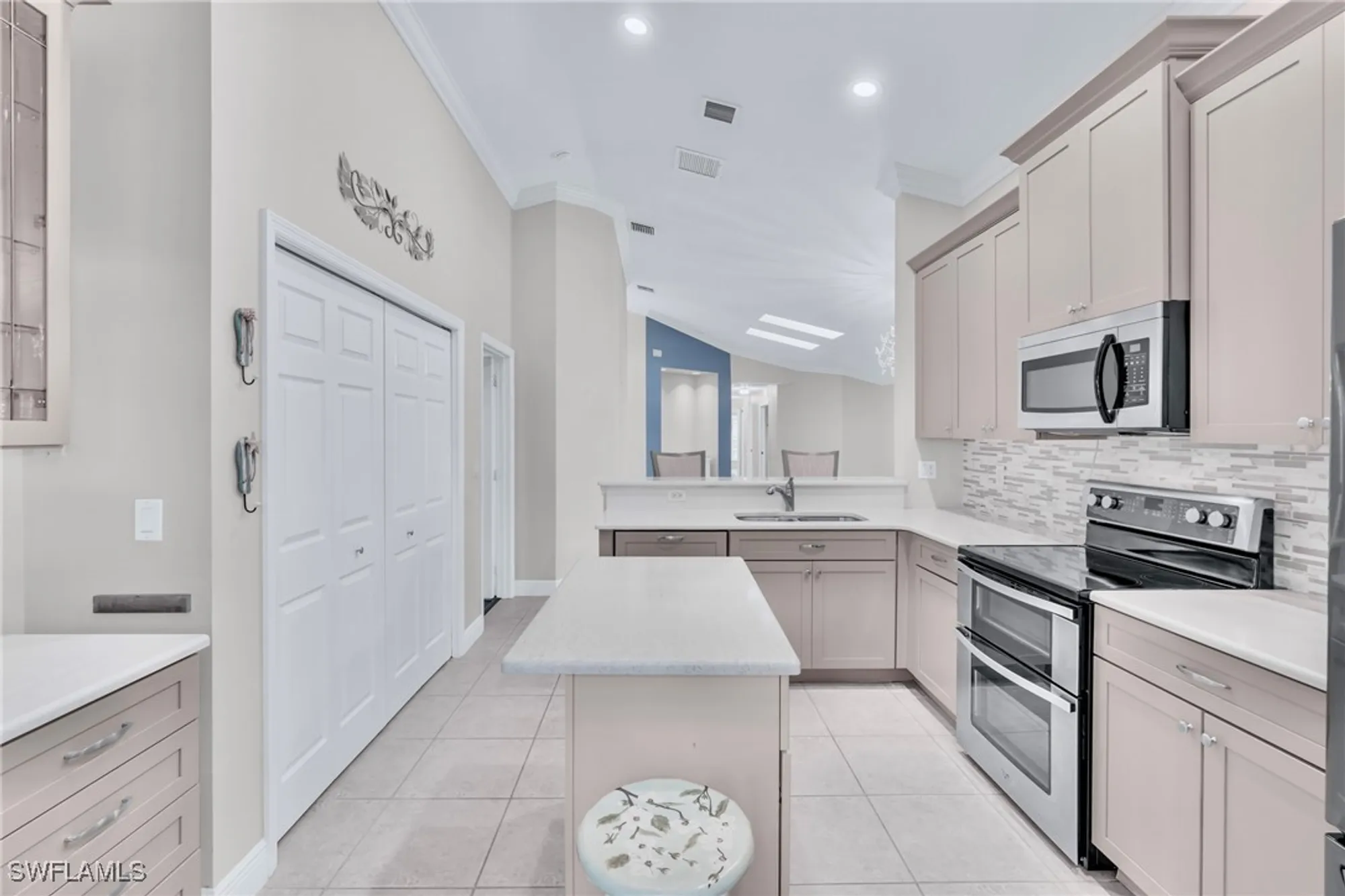 Property Slideshow image 8 of 40 | 20001 serene meadow ln, Estero, FL, 33928