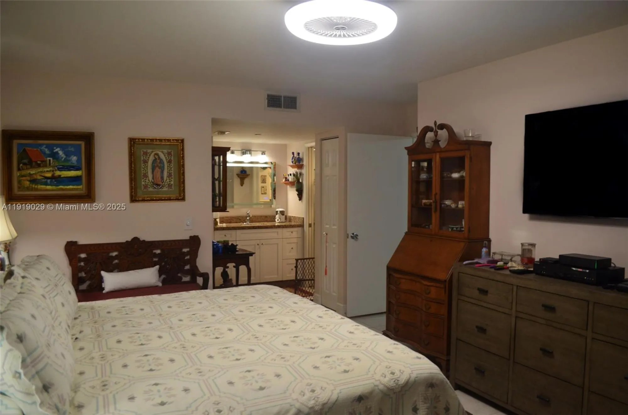 Property Slideshow image 25 of 37 | 800 sw 142nd ave 401n, Pembroke Pines, FL, 33027