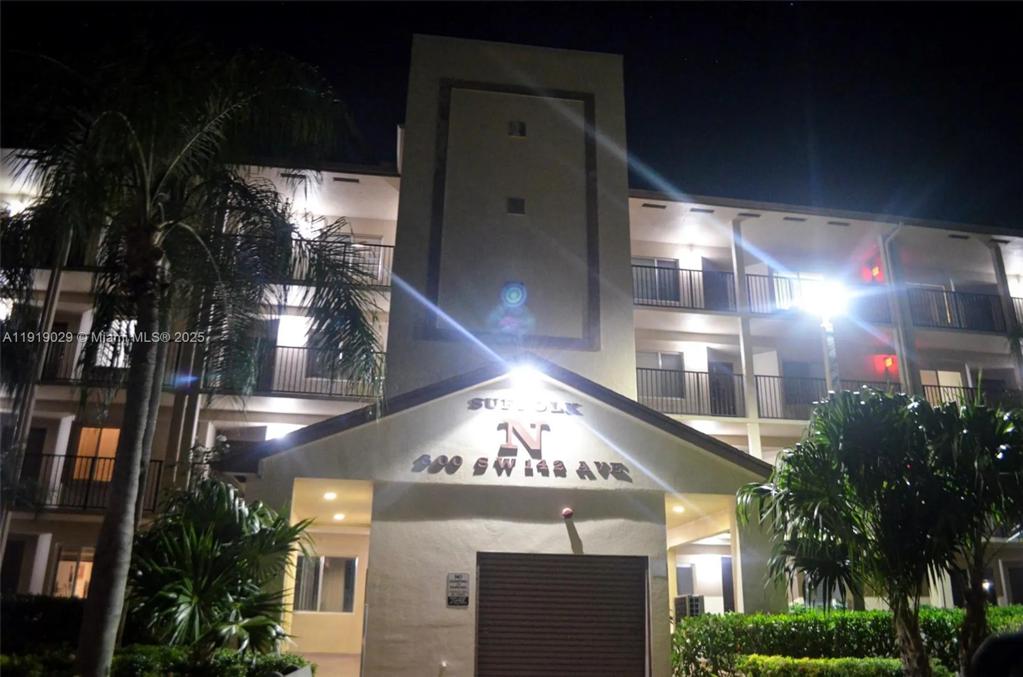 Property Slideshow image 36 of 37 | 800 sw 142nd ave 401n, Pembroke Pines, FL, 33027