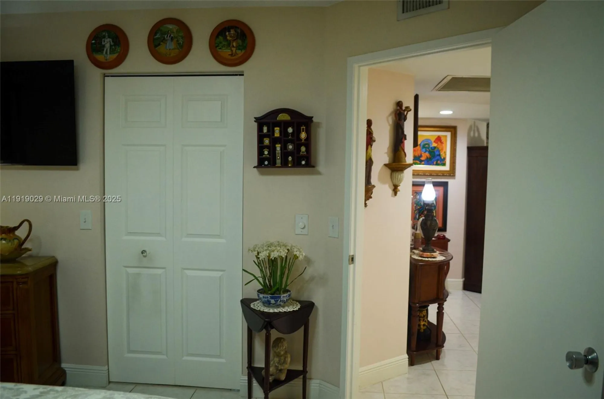 Property Slideshow image 8 of 37 | 800 sw 142nd ave 401n, Pembroke Pines, FL, 33027