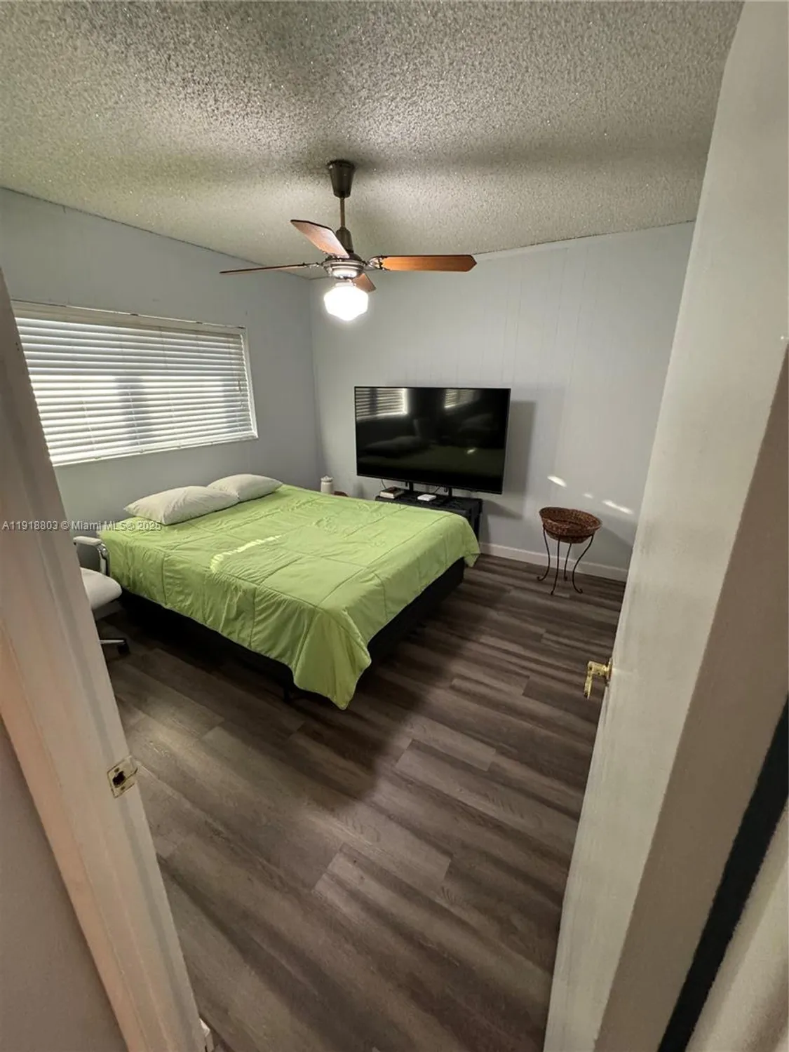 Property Slideshow image 11 of 30 | 7605 w atlantic blvd 207, Margate, FL, 33063