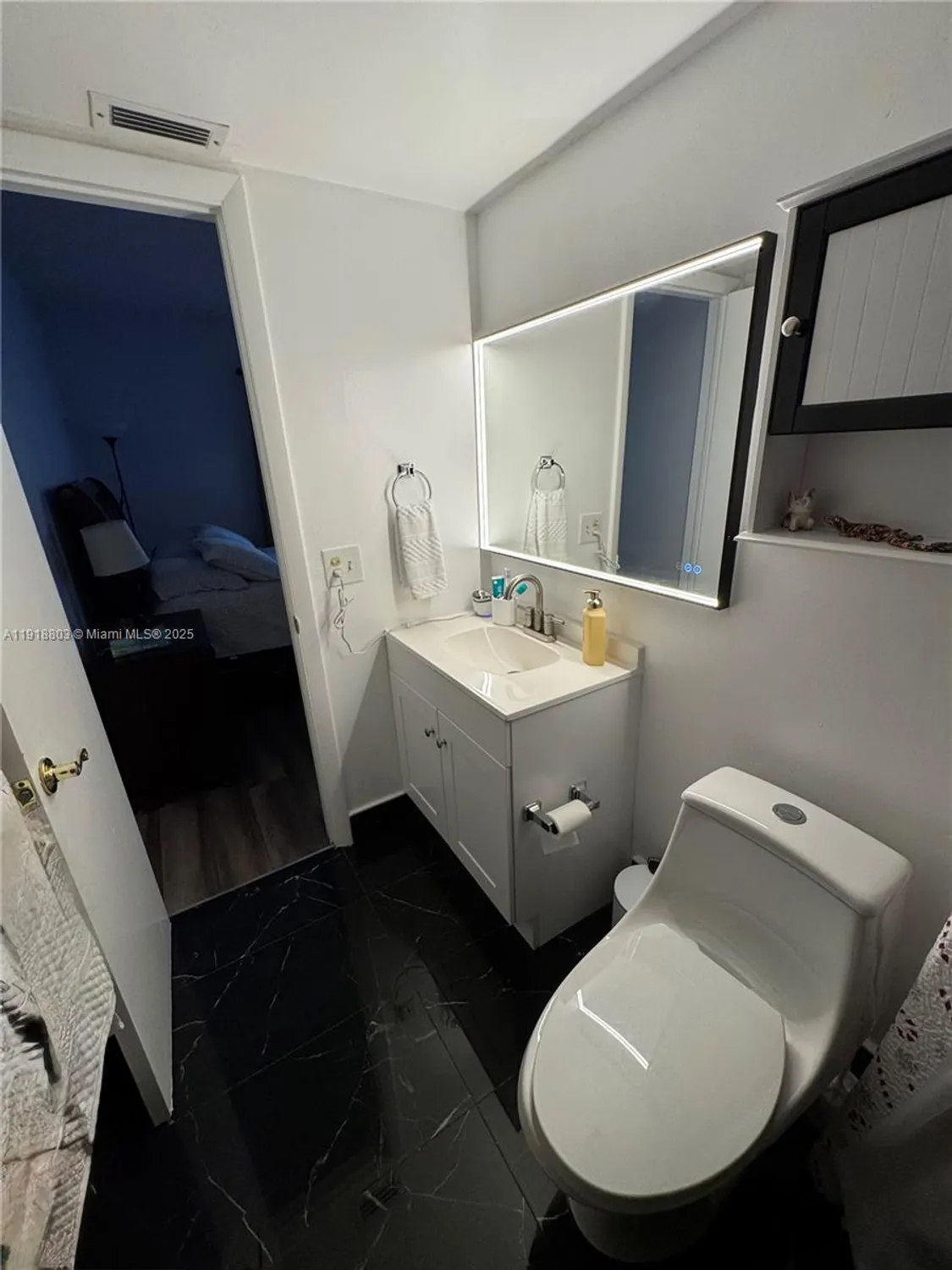 Property Slideshow image 27 of 30 | 7605 w atlantic blvd 207, Margate, FL, 33063