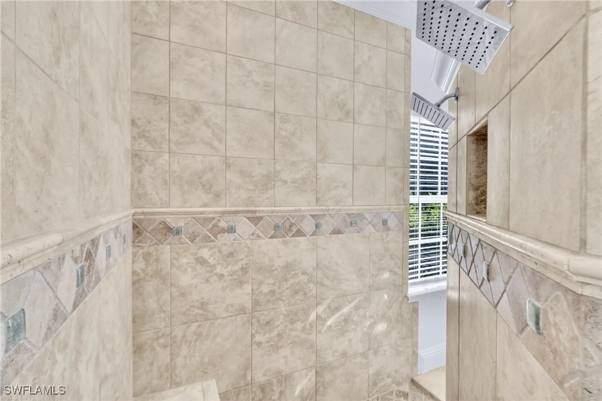Property Slideshow image 26 of 50 | 13010 river bluff ct, Fort Myers, FL, 33905