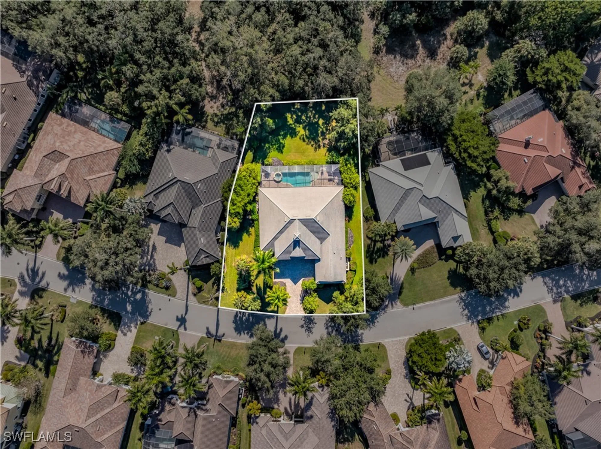 Property Slideshow image 39 of 50 | 13010 river bluff ct, Fort Myers, FL, 33905