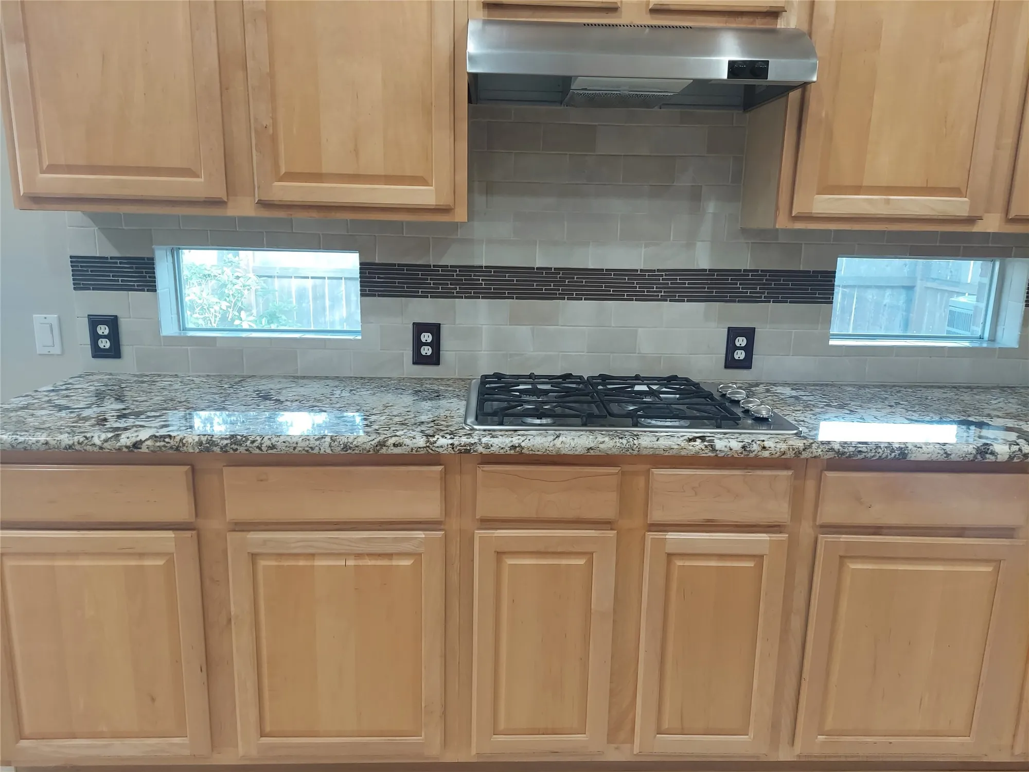 Property Slideshow image 14 of 50 | 1601 n lago vista ct, Pearland, TX, 77581