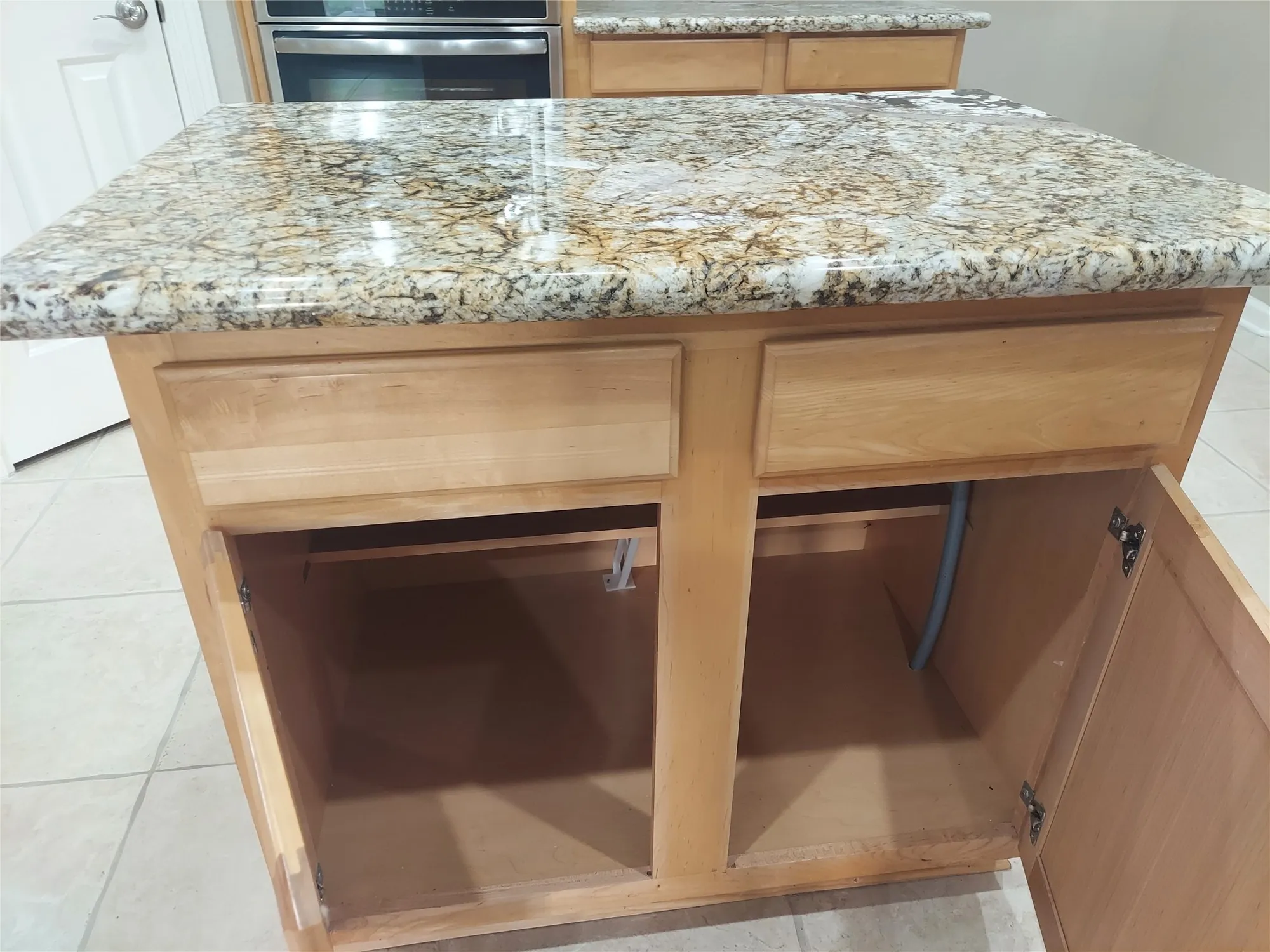 Property Slideshow image 15 of 50 | 1601 n lago vista ct, Pearland, TX, 77581