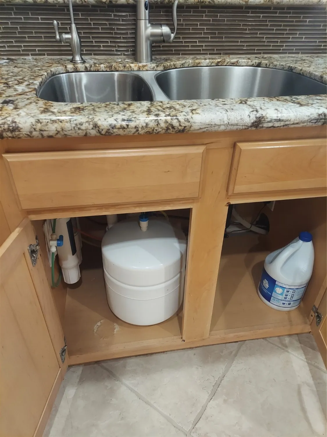 Property Slideshow image 18 of 50 | 1601 n lago vista ct, Pearland, TX, 77581