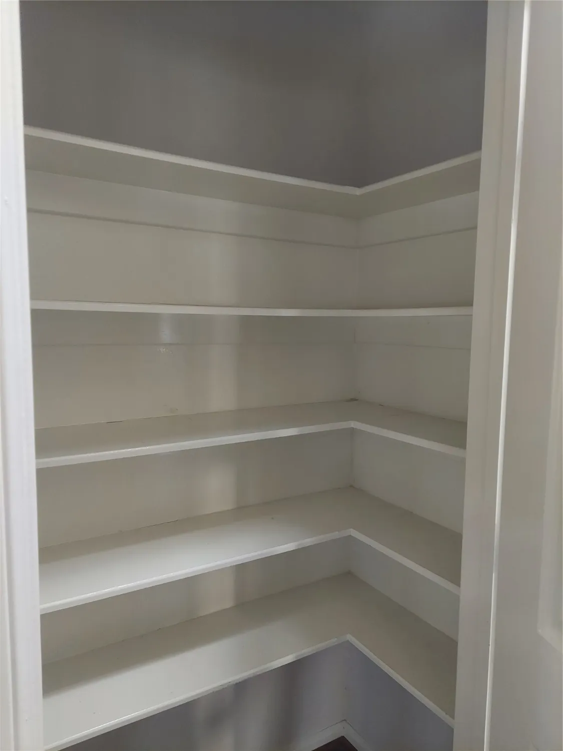 Property Slideshow image 26 of 50 | 1601 n lago vista ct, Pearland, TX, 77581