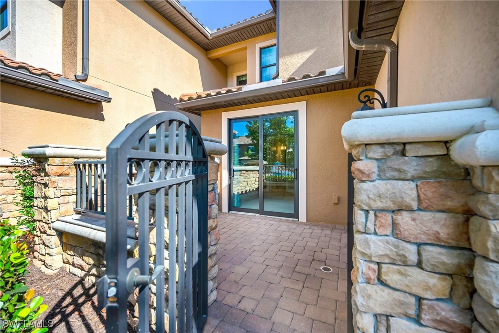 Property Slideshow image 29 of 50 | 15256 zeno way unit 104, Naples, FL, 34114