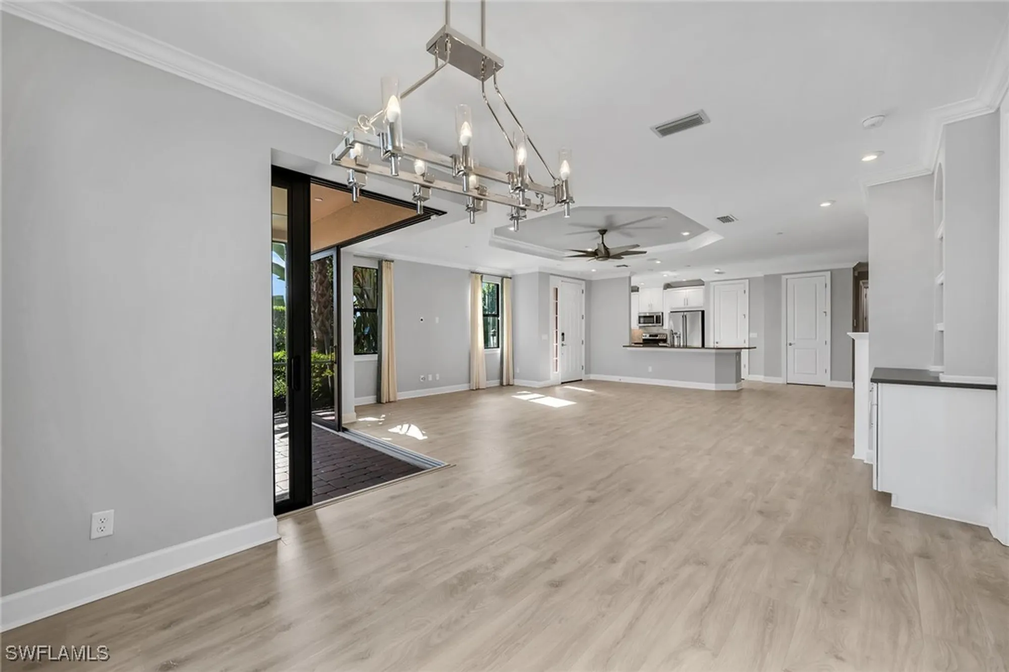 Property Slideshow image 8 of 50 | 15256 zeno way unit 104, Naples, FL, 34114