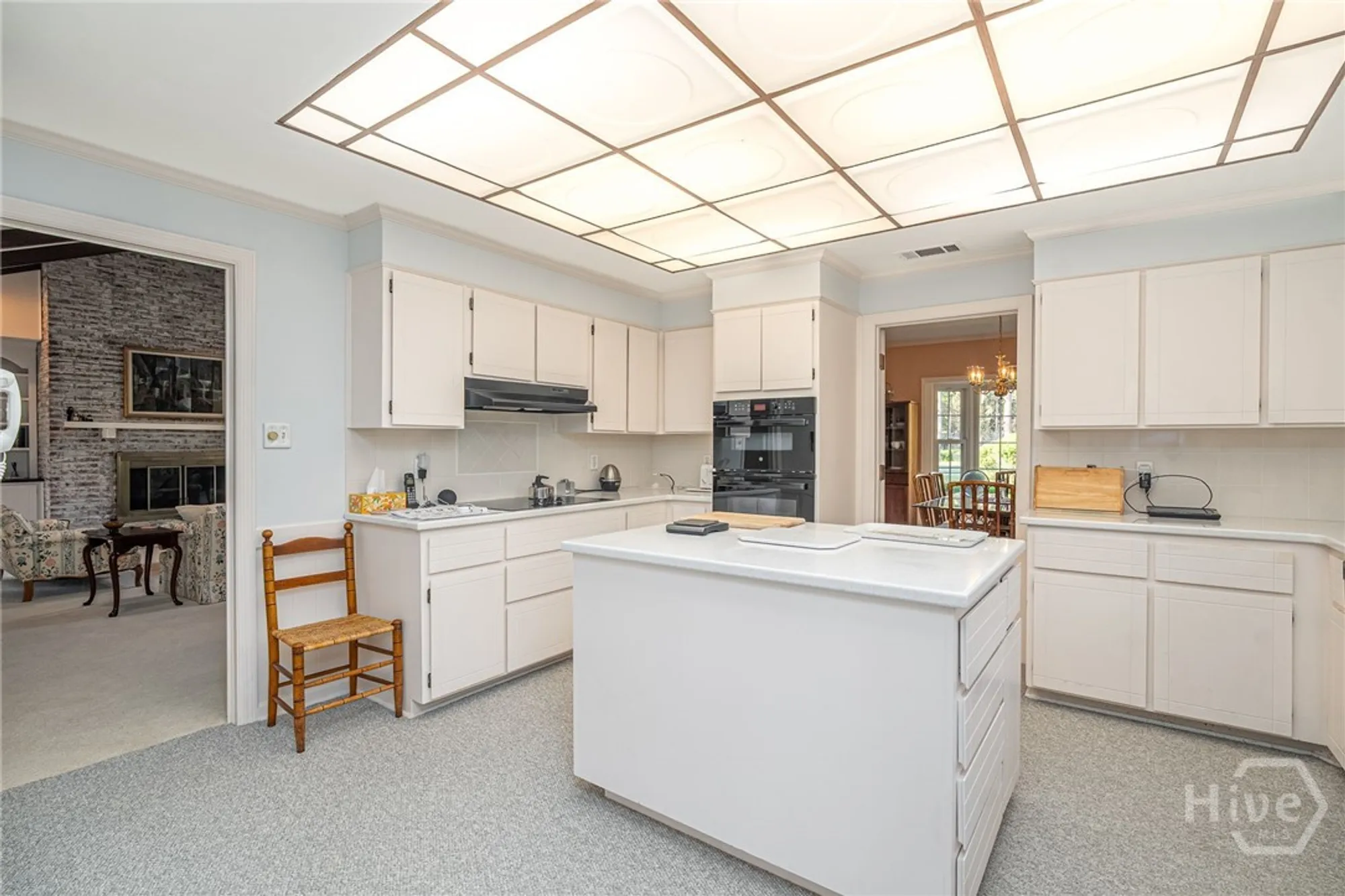 Property Slideshow image 14 of 28 | 11 middleton rd, Savannah, GA, 31411