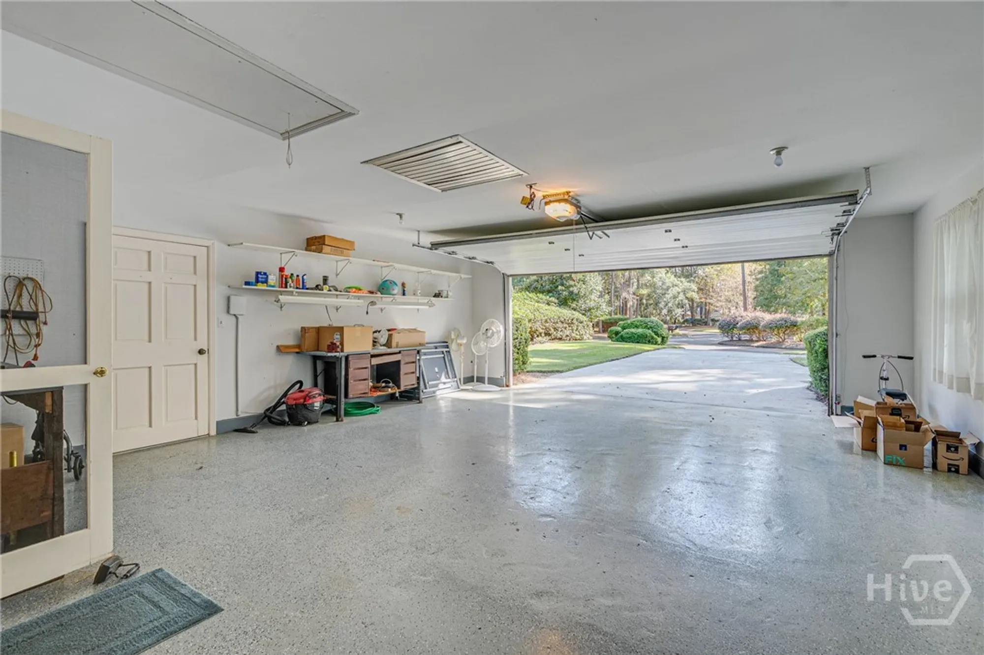 Property Slideshow image 23 of 28 | 11 middleton rd, Savannah, GA, 31411