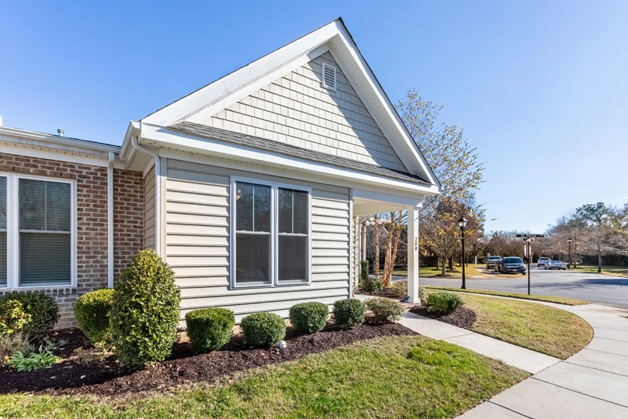 Property Slideshow image 2 of 40 | 200 durham st, Smithfield, VA, 23430