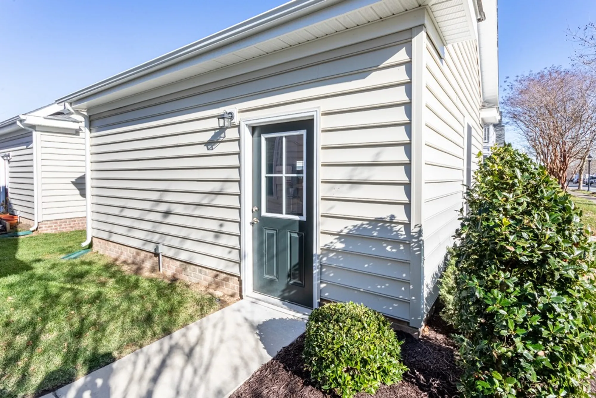 Property Slideshow image 30 of 40 | 200 durham st, Smithfield, VA, 23430