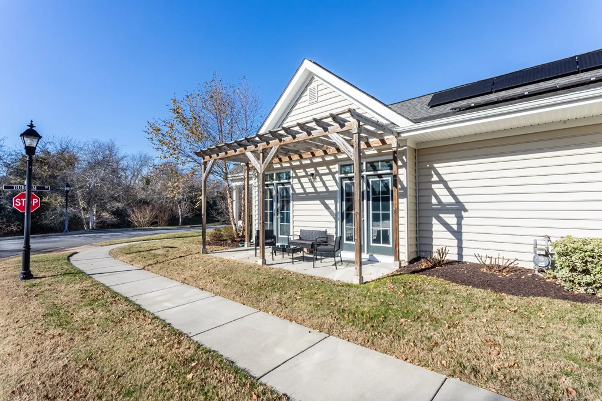 Property Slideshow image 4 of 40 | 200 durham st, Smithfield, VA, 23430