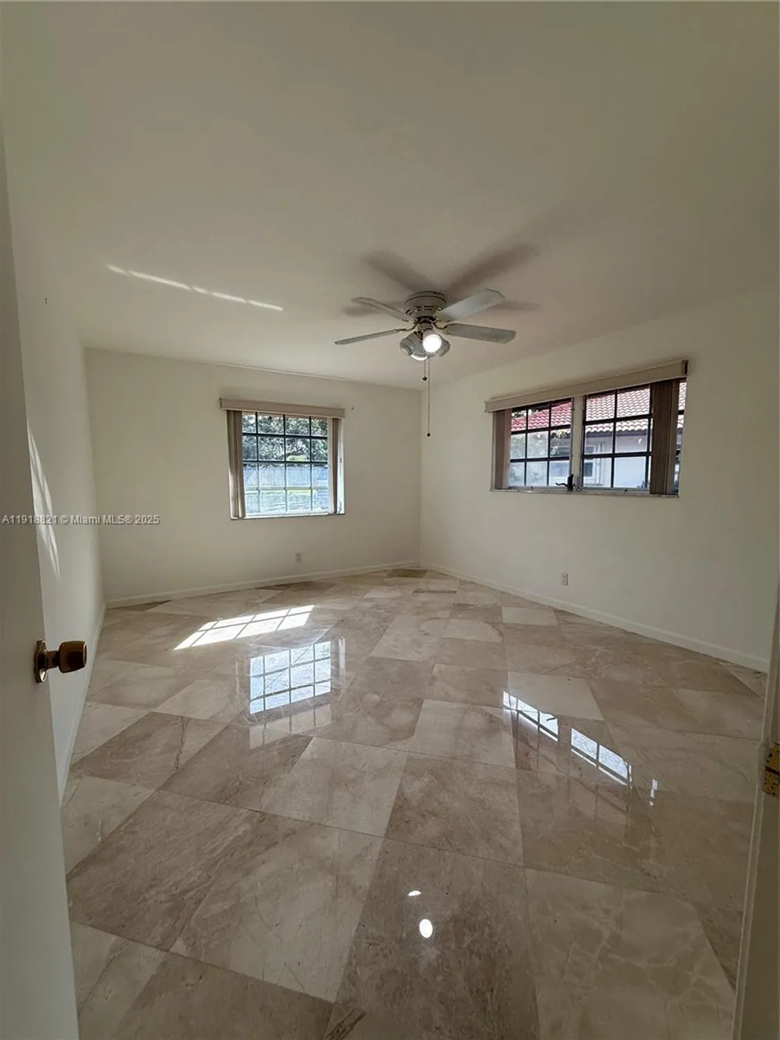 Property Slideshow image 24 of 32 | 300 nw 42nd st, Boca Raton, FL, 33431