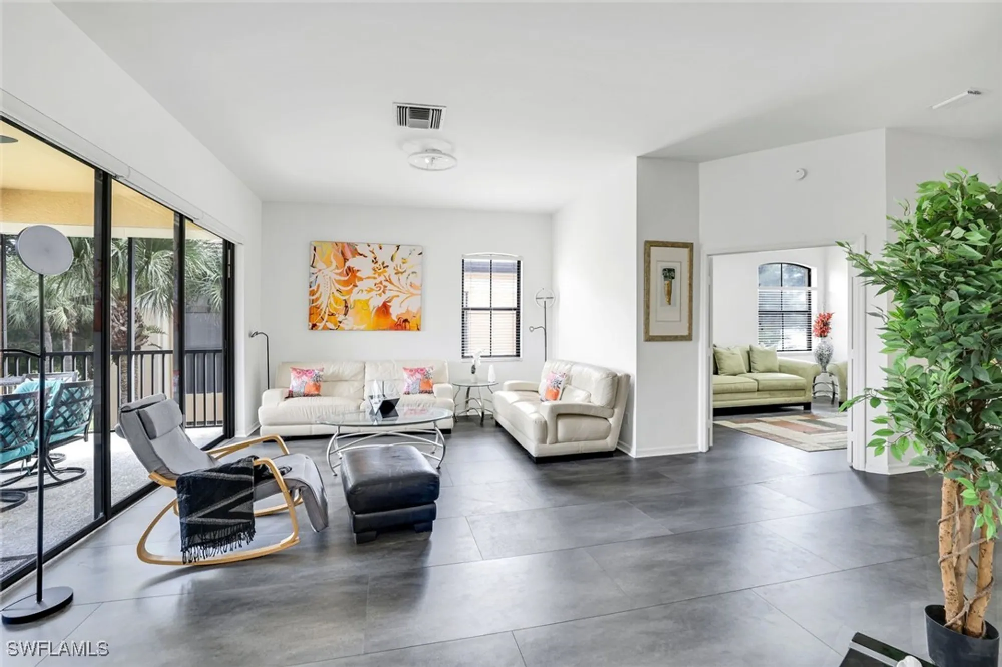 Property Slideshow image 4 of 31 | 178 vintage cir # m202, Naples, FL, 34119