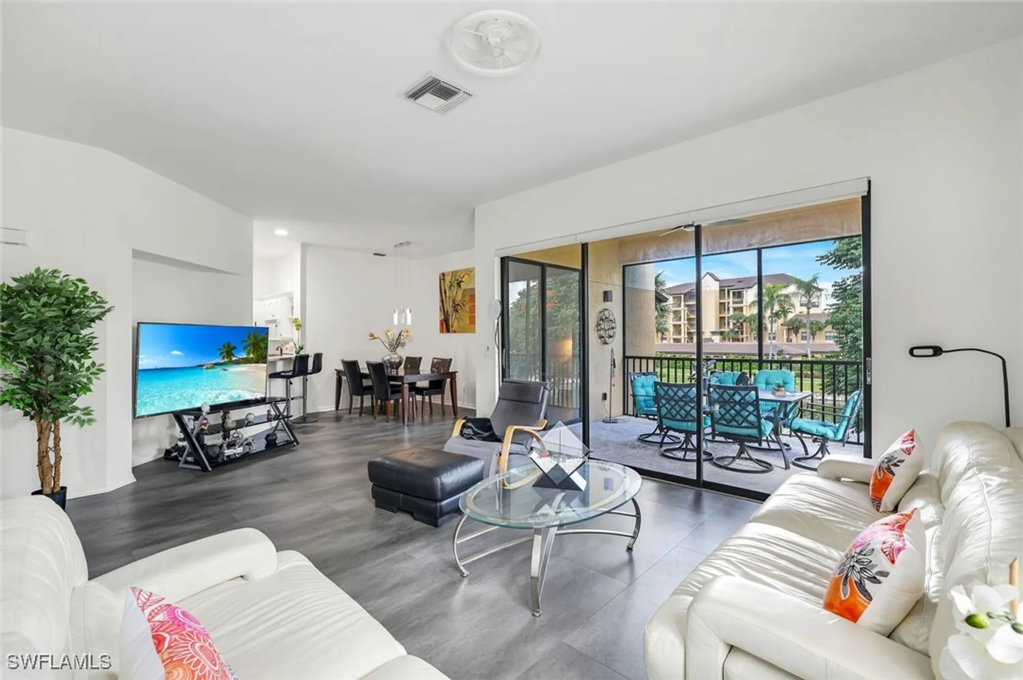 Property Slideshow image 6 of 31 | 178 vintage cir # m202, Naples, FL, 34119