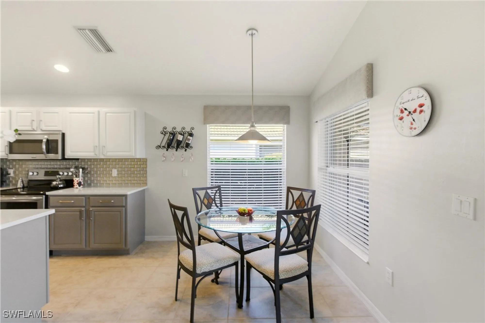 Property Slideshow image 13 of 48 | 9538 hemingway ln, Fort Myers, FL, 33913