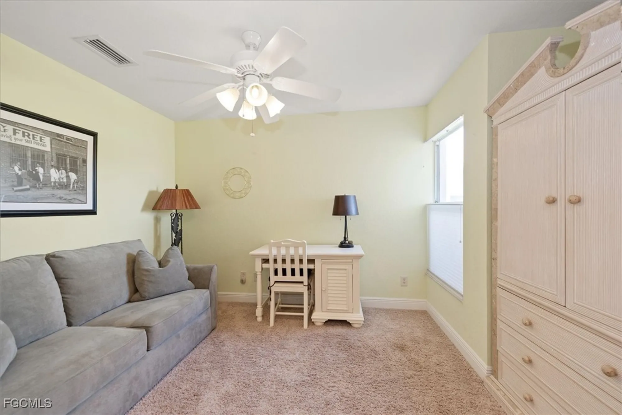 Property Slideshow image 24 of 45 | 2306 summersweet dr, Alva, FL, 33920
