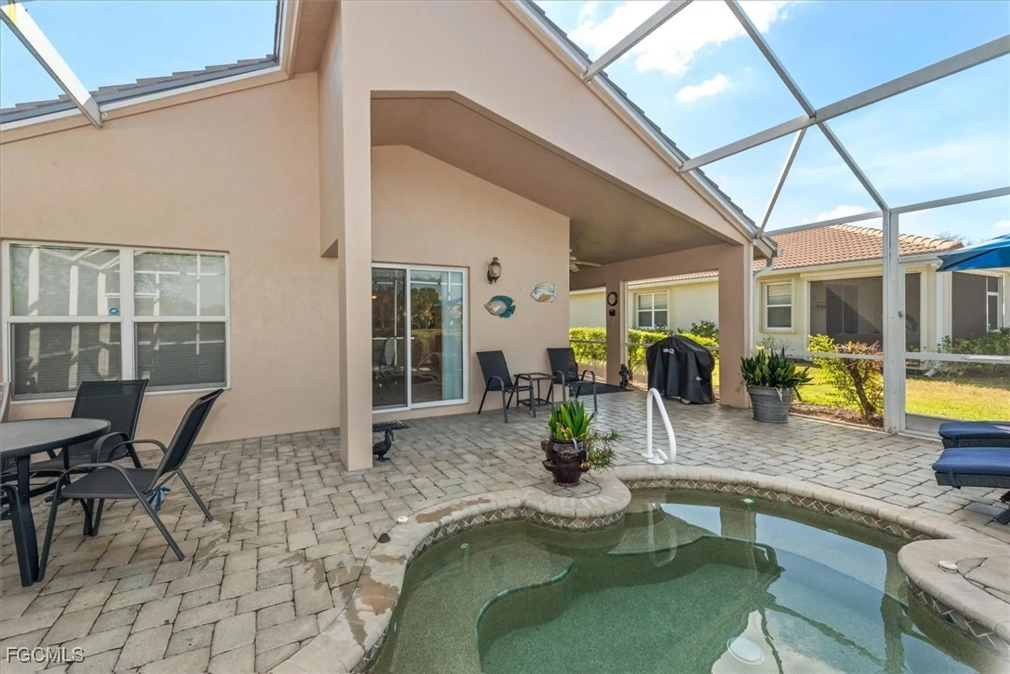 Property Slideshow image 28 of 45 | 2306 summersweet dr, Alva, FL, 33920